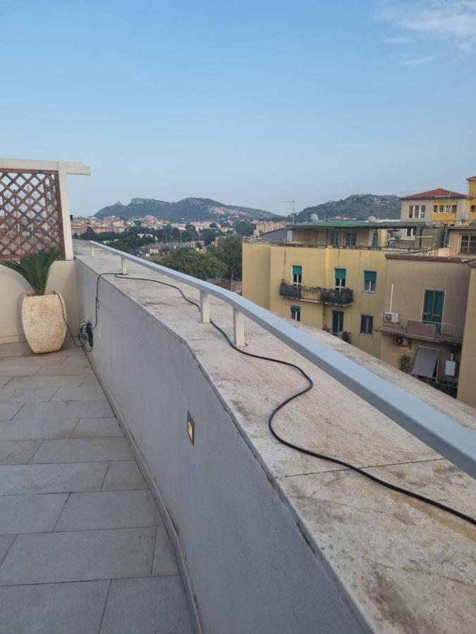 Attico Via Della Pineta 5 Minuti Dal Mare *